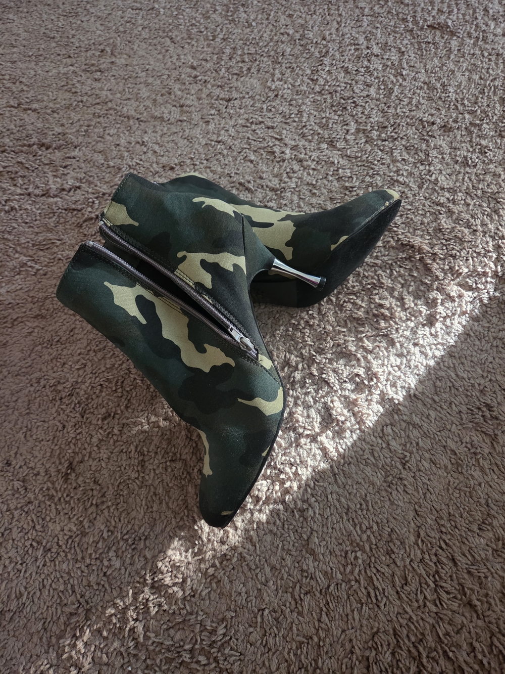 Camouflage Ankle Boots with Side Zip - Green